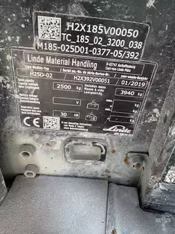 Wózki widłowe diesel 2019  Linde H25D-02 CABIN (5)