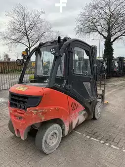 Wózki widłowe diesel 2015  Linde H25D-02 CABIN (2)