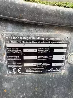 Wózki widłowe diesel 2015  Linde H25D-02 CABIN (5)