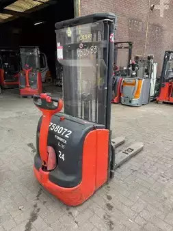 Apilador eléctrico 2011  Linde L16i (1)