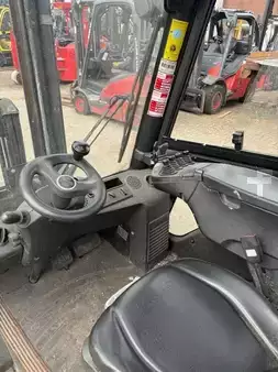 Wózki widłowe diesel 2016  Linde H25D-02 CABIN (3)