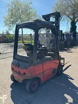 Elektro tříkolové VZV 2011  Linde E16P-01 (2)