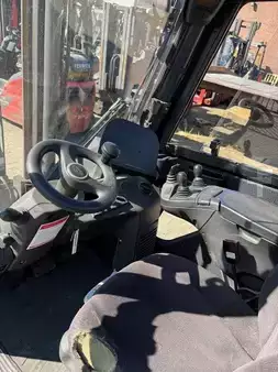 LPG heftrucks 2018  Linde H35T-02 CABIN (3)