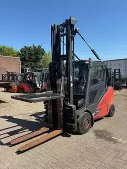 LPG heftrucks 2019  Linde H35T-02 CABIN (1)
