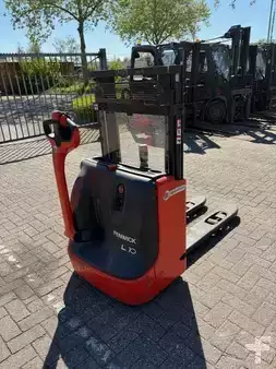 Pallet Stackers 2018  Linde L10 (1)