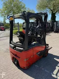Eléctrica de 3 ruedas 2015  Linde E14-01 BAT NICE 2017 (2)