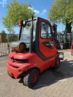 Gázüzemű targoncák 2002  Linde H25T03 1229 HOURS (2)