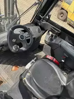 Dízel targoncák 2018  Linde H25D-02 (4)
