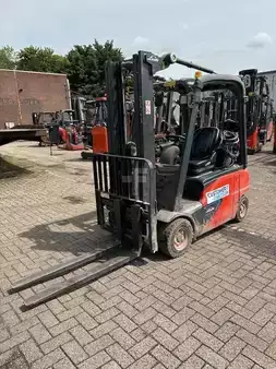 Carrelli elettrici 4 ruote 2017  Linde E16P-02-Li-Ion 938 Ah (1)