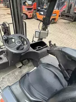 Carrelli elettrici 3 ruote 2017  Linde E16-02 (4)