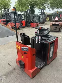Schlepper 2010  Linde P30C (2)