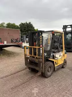 Carrelli elevatori diesel - TCM FD25Z4 (1)