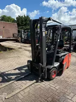 Carrelli elettrici 3 ruote 2018  Linde E16-02 Li ion (1)