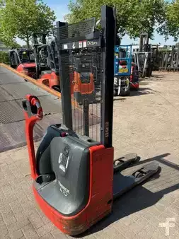 Apilador eléctrico 2021  Linde L10B (1)