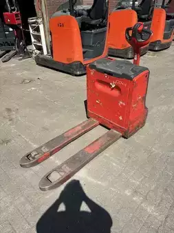 Wózek kompaktowy 2020  Linde T16 (2)