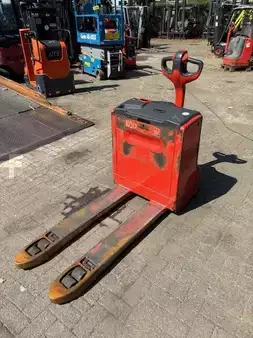 Wózki niskiego podnoszenia 2018  Linde T16 (2)