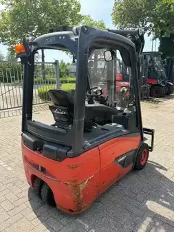 Carrelli elettrici 3 ruote 2017  Linde E16-02 (2)