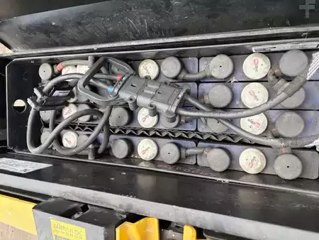 Elektromos emelőkocsik 2017  Hyster P1.8 (3)
