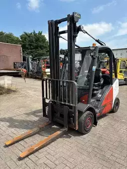 Gasoltruck 2016  Linde H25T-02 half CABIN (1)