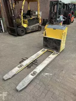 Låglyftare El 2014  Hyster P2.5 (2)
