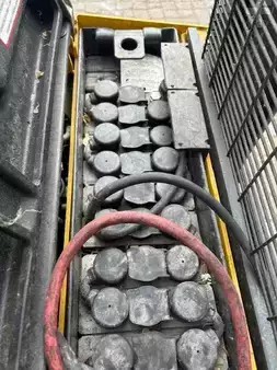 Stacker pedestre 2011  Komatsu CL12 (3)