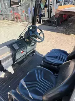 Schlepper 2013  Linde P250 (4)