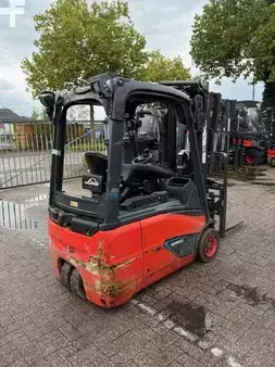 Elektro tříkolové VZV 2021  Linde E16-02 Li ion INT CHARGER (2)