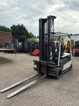 Elektrisk- 4 hjul 2014  TCM FHB30E1 (1)