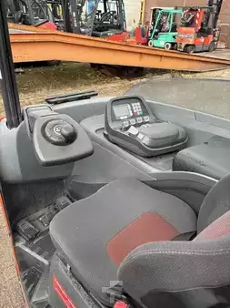 Reach Truck 2015  BT RRE160 (4)