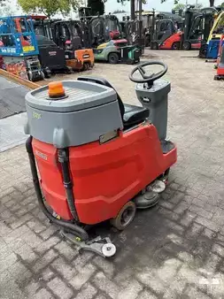 Övrigt 2019  Hako Scrubmaster B75R (2)