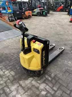 Nízkozdvižný vozík 2016  Hyster P1.6 (1)