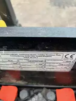 Nízkozdvižný vozík 2016  Hyster P1.6 (4)