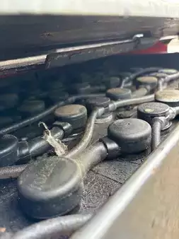 Carrelli retrattili 2017  Linde R20N01 (3)
