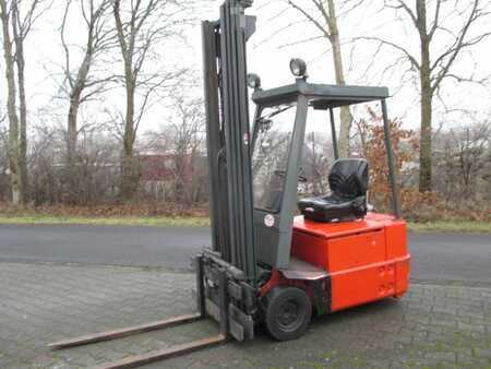 Eléctrica de 3 ruedas 1990 Linde E15 (1)