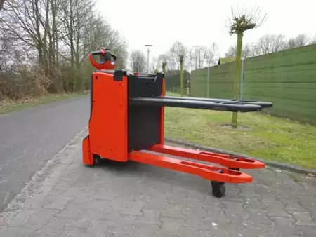Elektromos emelőkocsik 2016  Linde T16L (5)