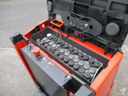 Elektromos emelőkocsik 2016  Linde T16L (6)