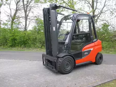 LPG heftrucks 2020  Linde H35T-01 (2)