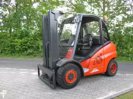 Treibgasstapler 2010  Linde H50T-01 (1)