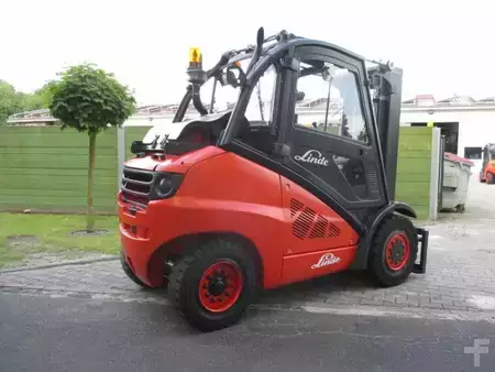 Treibgasstapler 2010  Linde H50T-01 (3)