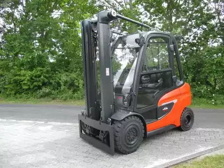 Dieselstapler 2020  Linde H30D-01 (1)