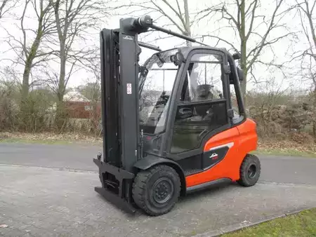 Dieselstapler 2021  Linde H35D-01 (1)