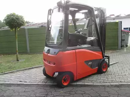 Sähkö - 4 pyör 2016  Linde E16PH-02 (3)