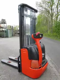 Stoccatori 2001  Linde L12 (4)