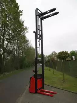 Stoccatori 2001  Linde L12 (5)
