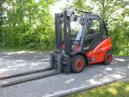 Dieselstapler 2019  Linde H40D-02 (1)