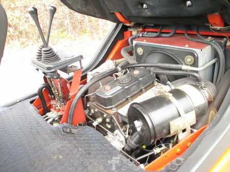 Carretilla elevadora diésel 1999  Linde H25D-03 (7)