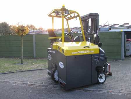 Carretilla de 4 vías 2009 Combilift C 2500 CBE (3)