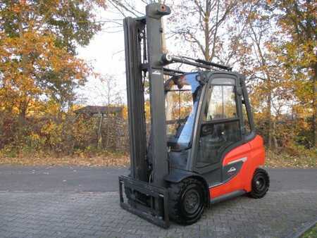 Dieselový VZV 2020  Linde H30D-01 (1)