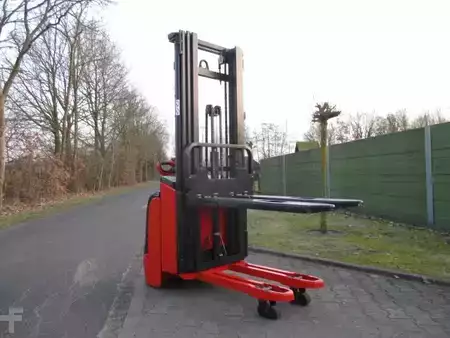 Gerbeurs 2004  Linde L16 (5)