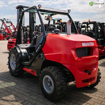 Terrenggående gaffeltruck 2024  Manitou MC25-4 (4)